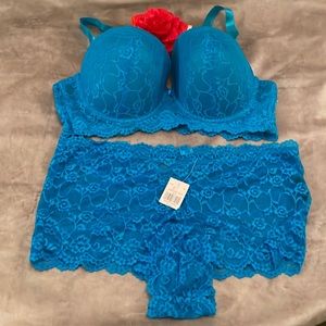 Plus Size Bra Set - Size 44C/3X